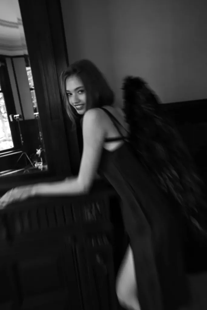 REBIRTH � Juliete Wings � Smedia 2